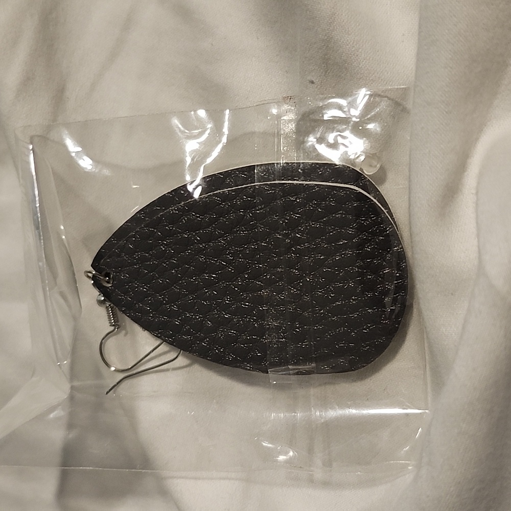 Grey pleather earrings
